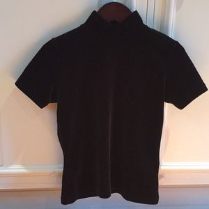Women’s petite black velvet top.